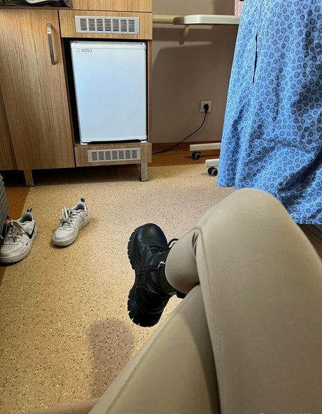 afroditlily sexy star galleries