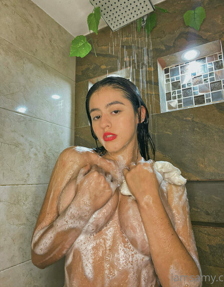 iamsamy c naked actress archive