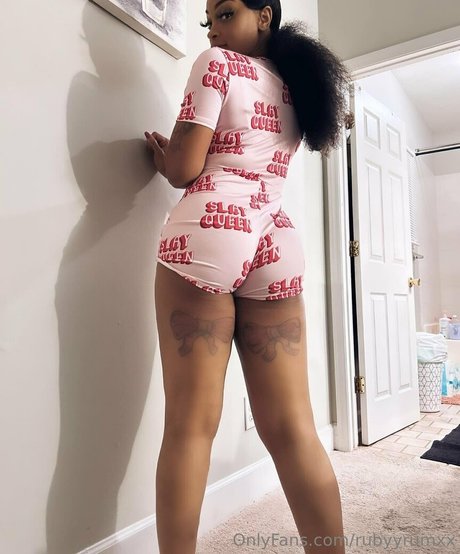 rubyyrumxx star beautiful pics