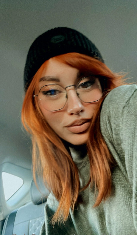 saraawildee art star pics