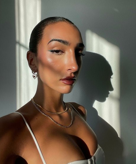 Jasmine Amine model adult archive