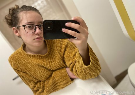 lowylush beautiful star pictures