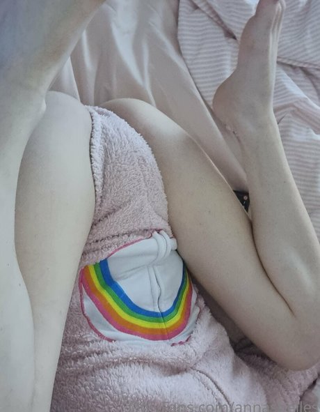 annasbelles hot star archive