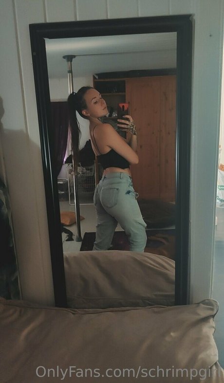 schrimpgirl model nudes photo