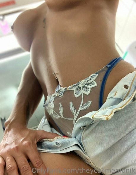 theycallmemonik best star picture