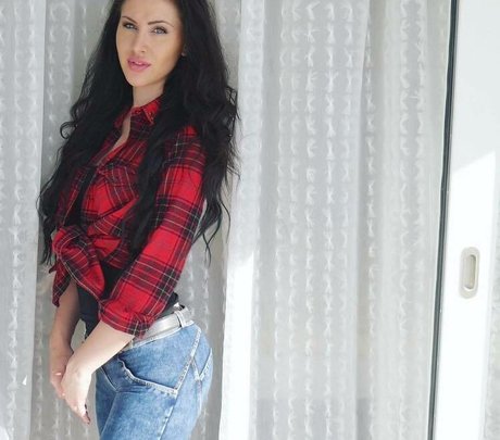 Gnu live star sexy galleries