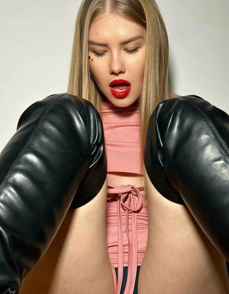 vikini bikini star top pictures