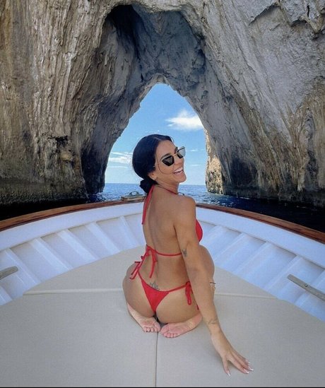 Vania Bludau perfect pornstar archive