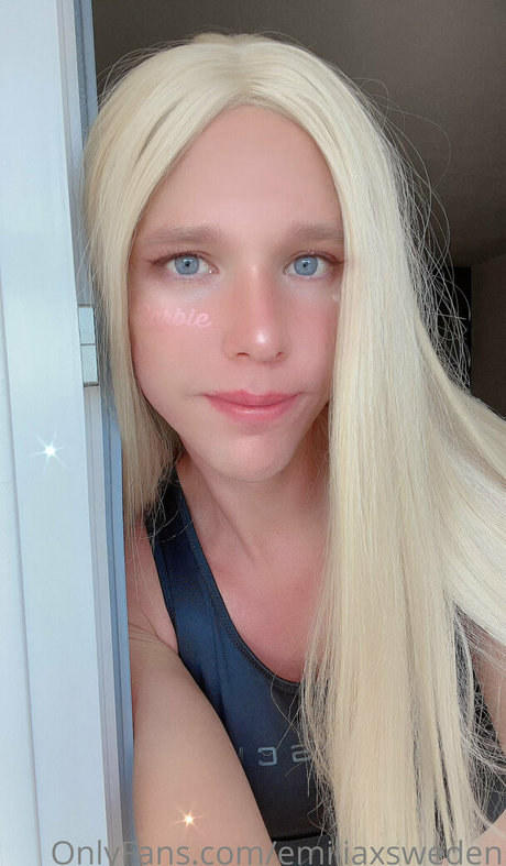 emiliaxsweden erotic model pics