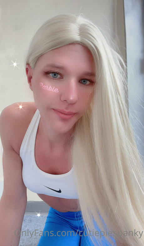 emiliaxsweden model high quality photo