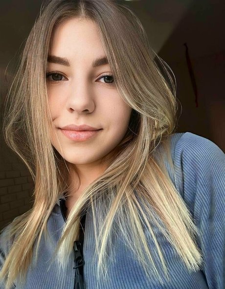 sunnyjenny xxx actress gallery