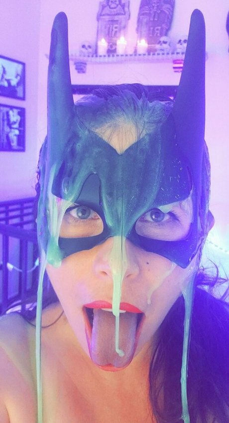 laceyroyce top model img