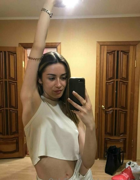 yanasugarr art model images