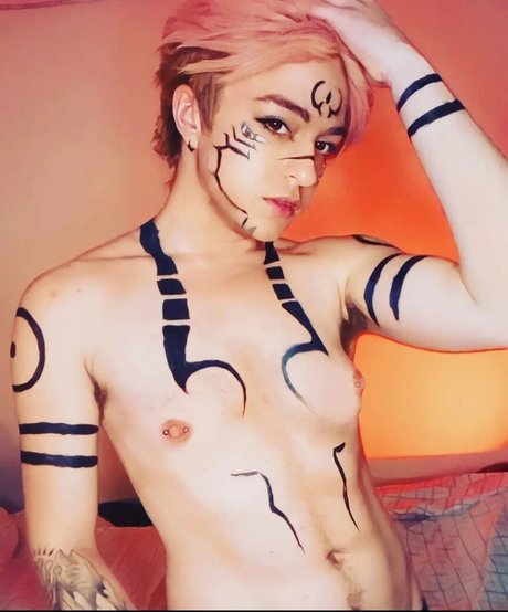 Toxicide Cosplays nude actress images