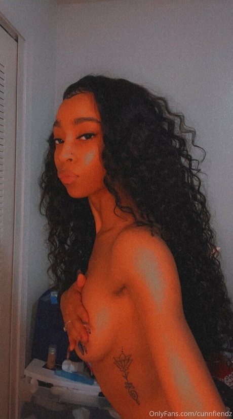 thereddragon2x model pornographic pic