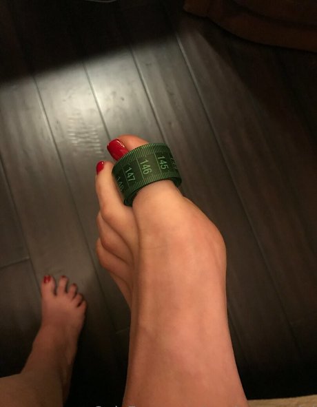 madam muriel pretty actress img