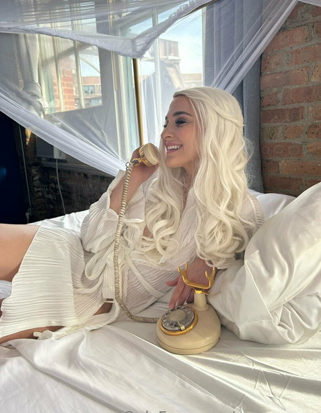 emmranna model hot galleries