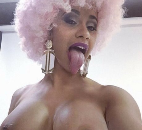 gloryhole princess onlyfans erotic pic