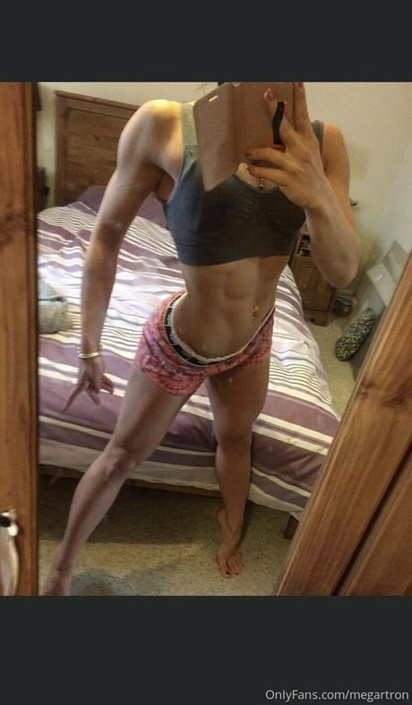 streamer onlyfans pornographic pics