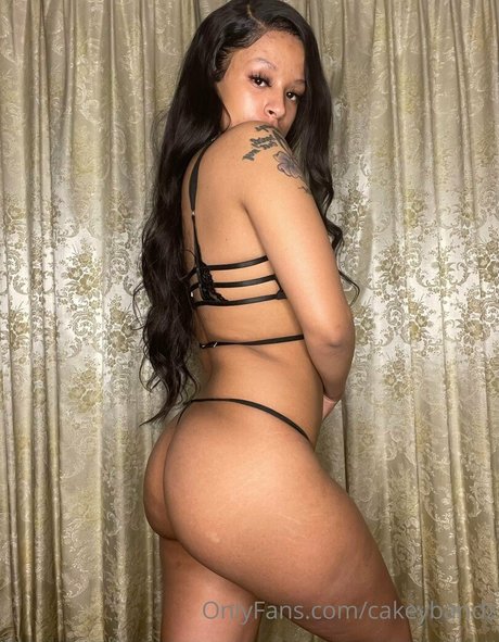 crreamy model xxx image