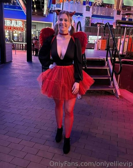 OnlyEllieVIP perfect actress photo