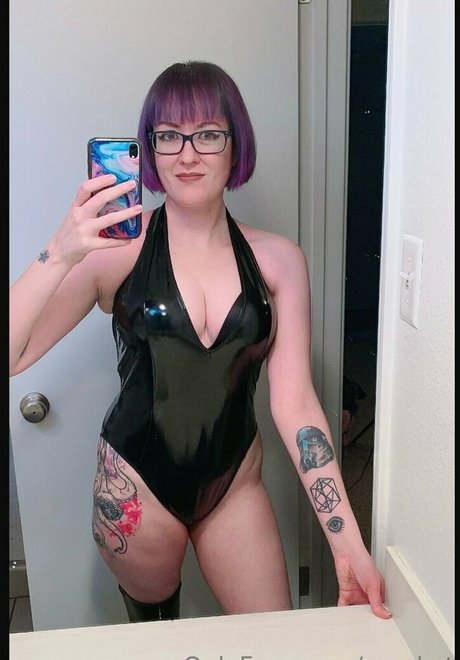 amykat pornstar top image