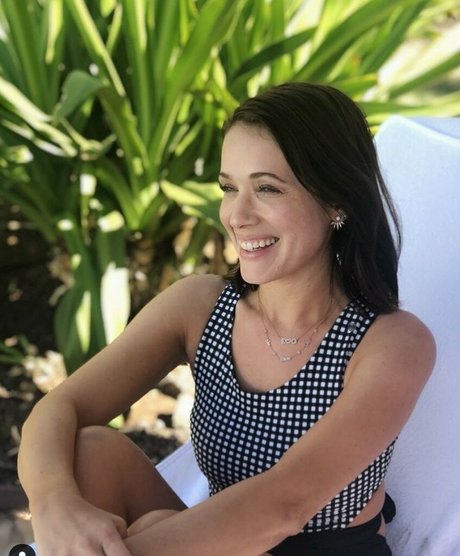 Marla Sokoloff hd star pics