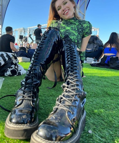 hooping meow pornstar image