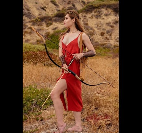 hooping meow naked actress images