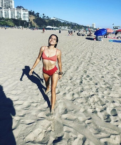 Alyssa Limperis beautiful star gallery