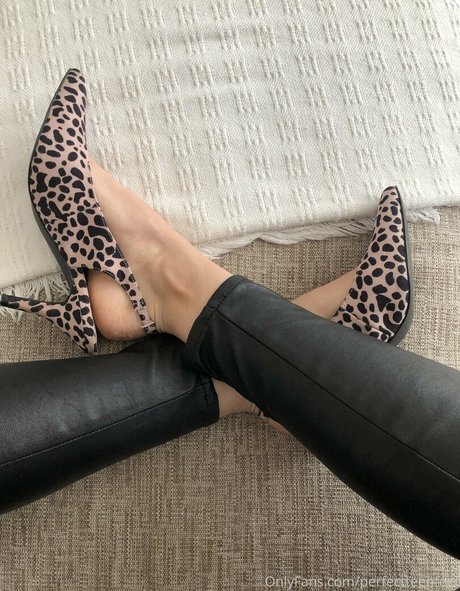 perfectteenfeet exclusive pornstar photos