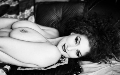 Ruth Marie xxx star img