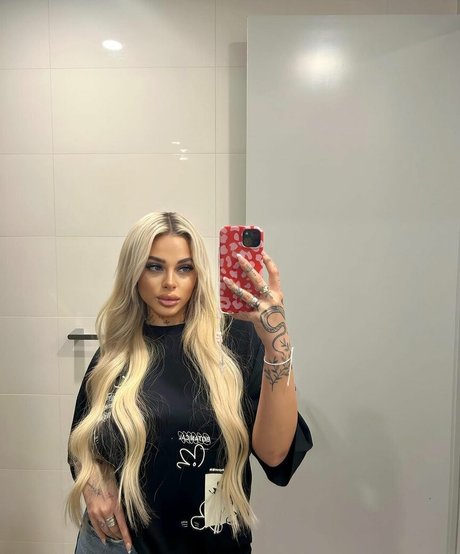 Angelika Kramer pornstar naked galleries