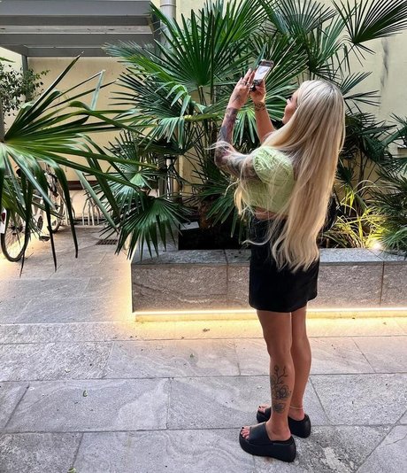 Angelika Kramer star naked archive