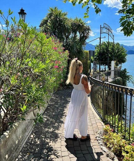 Angelika Kramer pretty actress photos