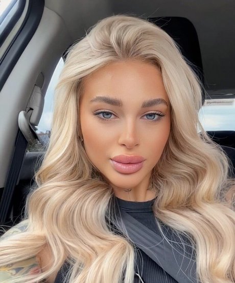 Angelika Kramer perfect model photo