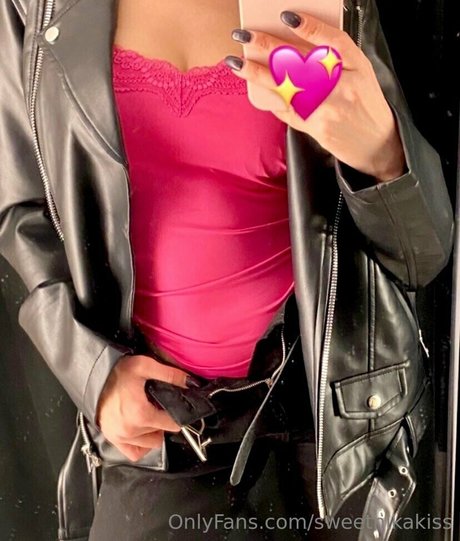 sweetnikakiss xxx pornstar img