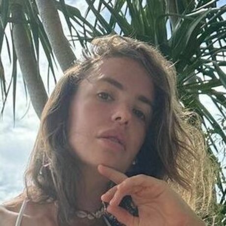 Chebyjane sexy pornstar pics