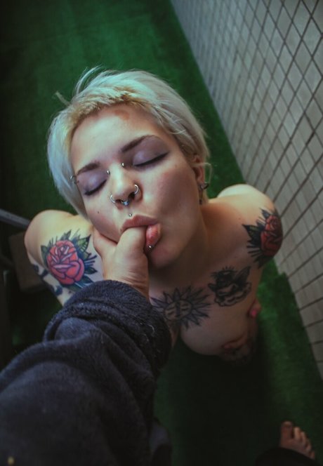 pollyyvla hot pornstar photos