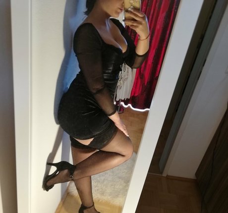 anna huberof exclusive actress photo