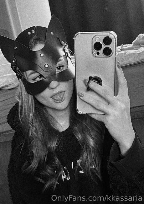 kkassaria star porn photos