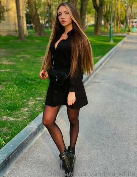 andrawhite art model gallery