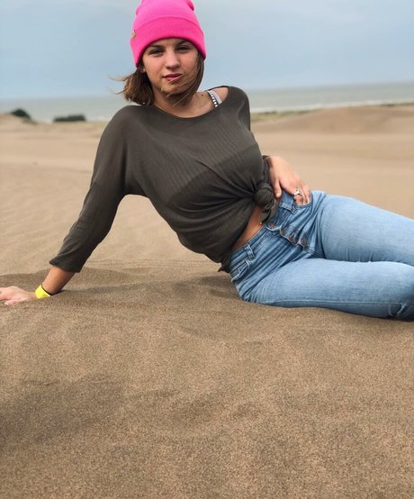 Abbylamaison pornstar nudes pictures