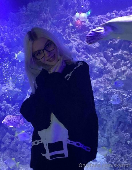 skyrror star hot galleries