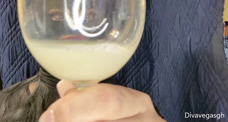 Divavegasgh beautiful pornstar img