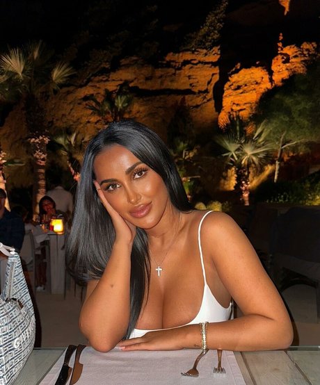 nahrinblack pornstar nudes pics