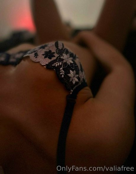 valiafree sexy model gallery