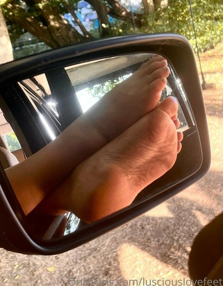 lusciouslovefeet model pornographic image