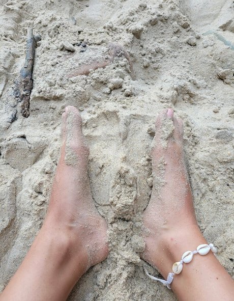 laila lou star nude picture