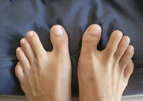 laila lou naked star photo